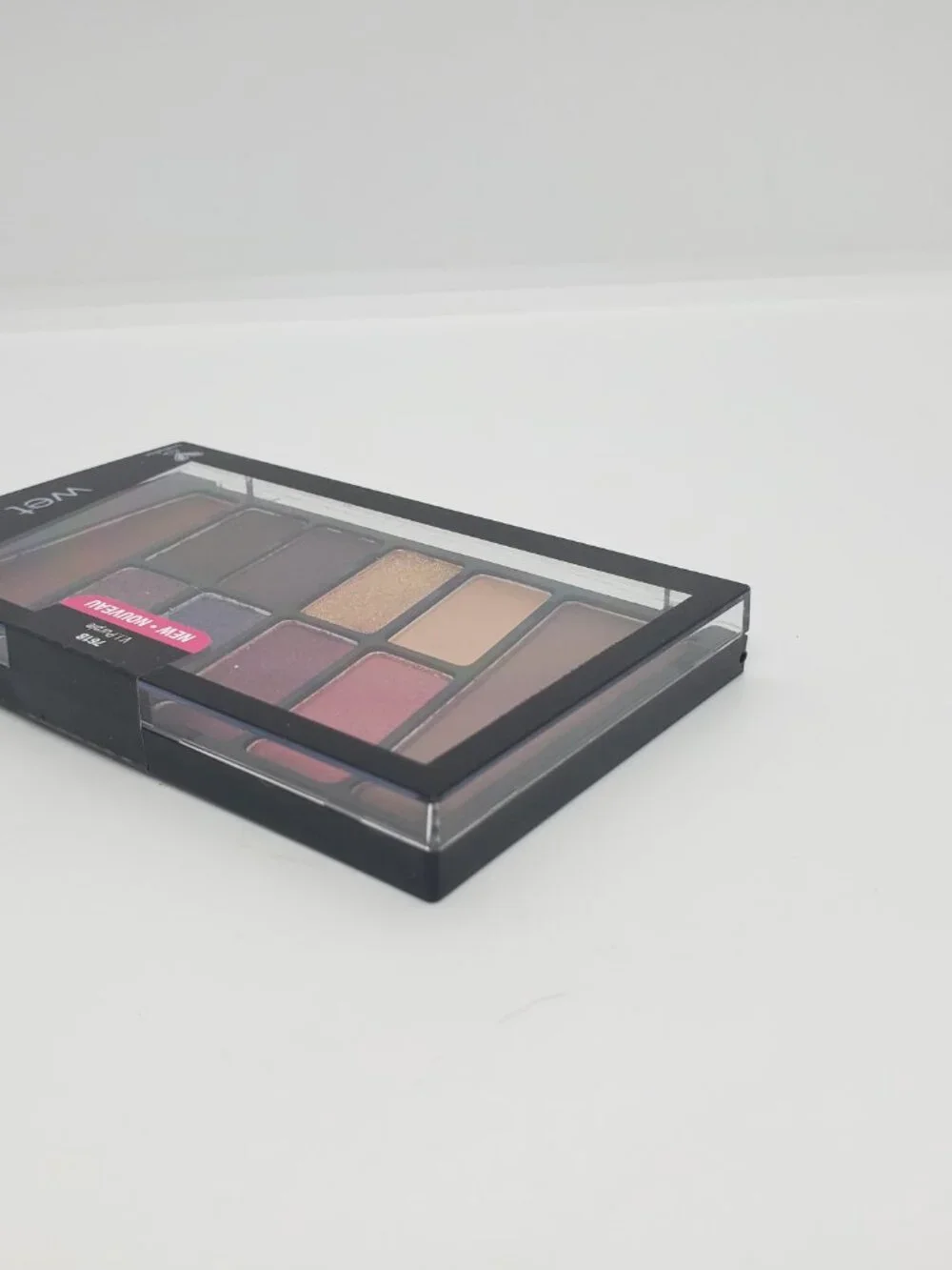 Wet N Wild Eyeshadow Palette V.I.Purple 761B Day and Night Colors 10 Pan Purple